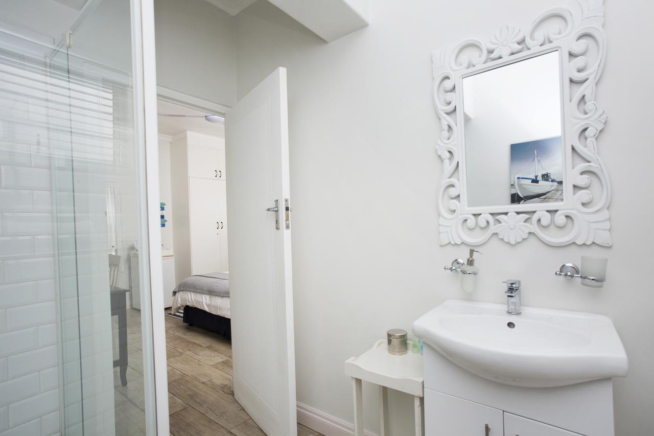 Ocean Hideaway Bed And Breakfast 아만짐토티 외부 사진