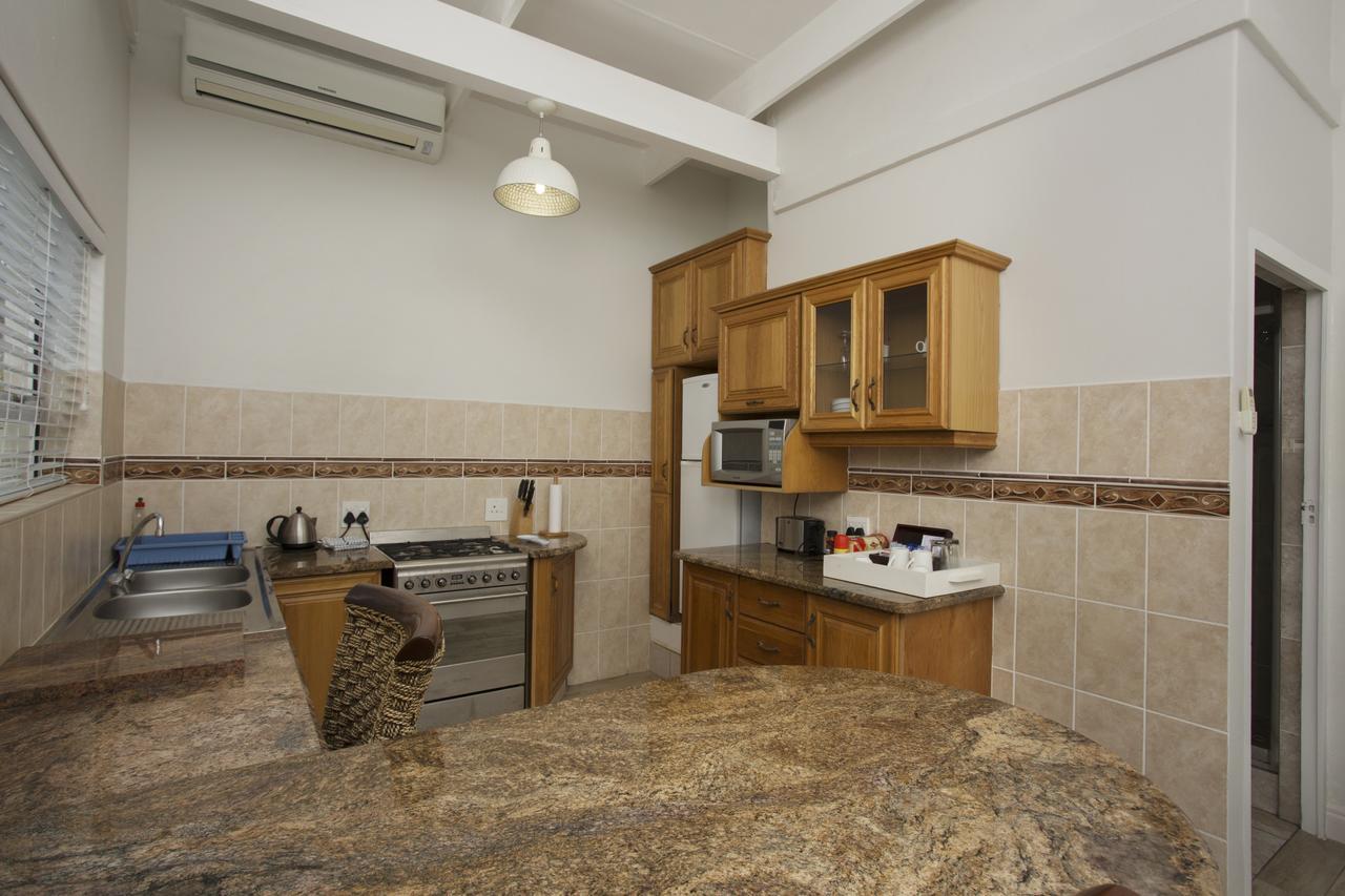 Ocean Hideaway Bed And Breakfast 아만짐토티 외부 사진